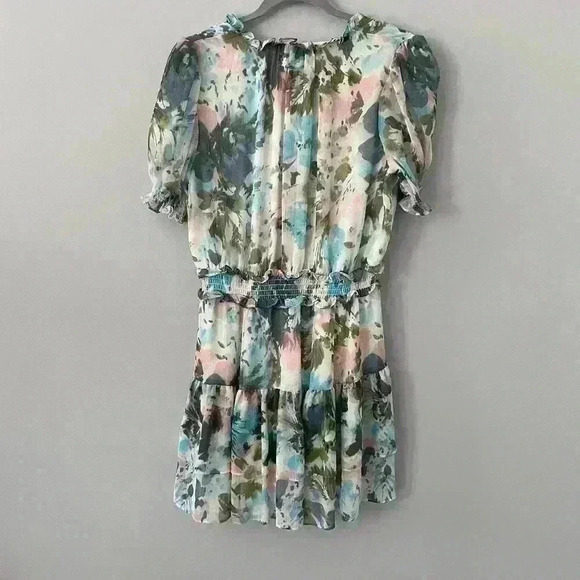 Willa Story NWT Floral Print Flutter Dress Size Medium - Picture 4 of 5